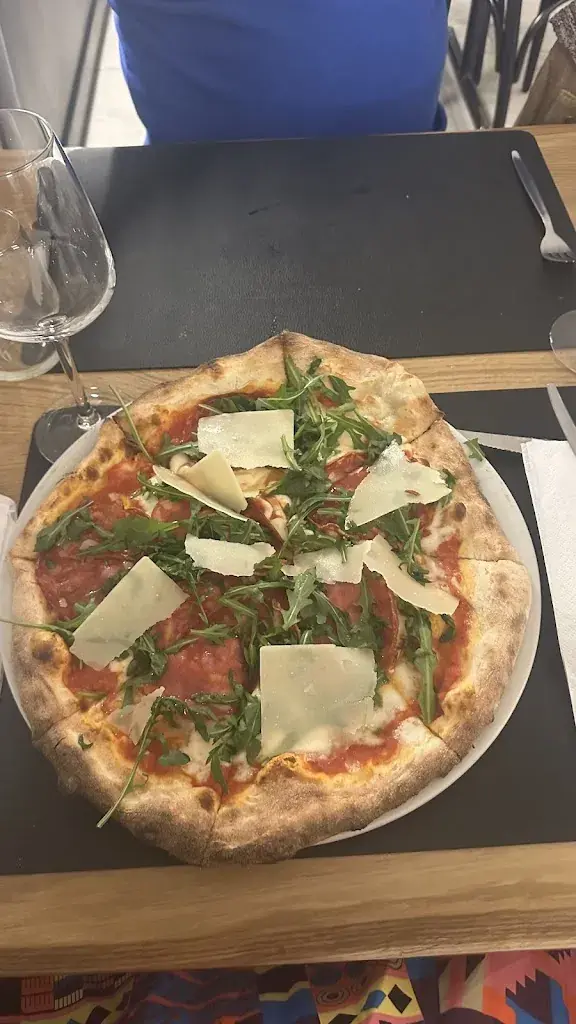 Sonyr Massafra_Hôtel de la gare Chavornay_Chavornay_avis