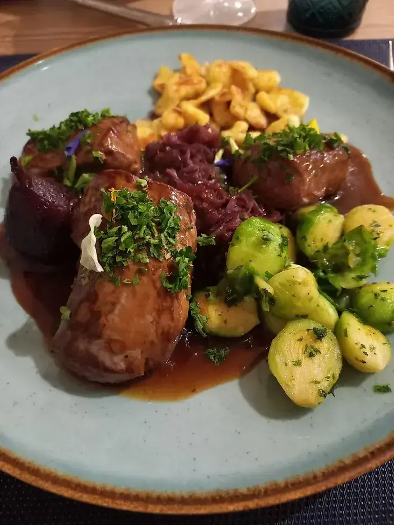 Menü_Hôtel-Restaurant les Rosalys_Paccots_Bild_6