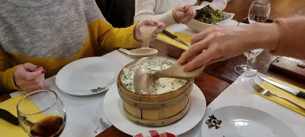 Menü_Hôtel-Restaurant les Rosalys_Paccots_Bild_8