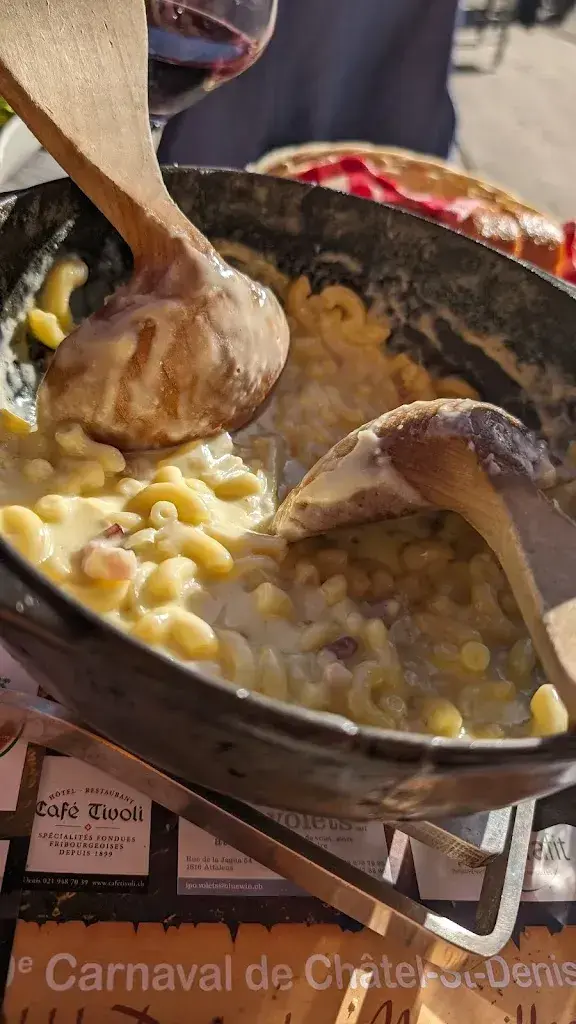 Menü_Hôtel-Restaurant les Rosalys_Paccots_Bild_9