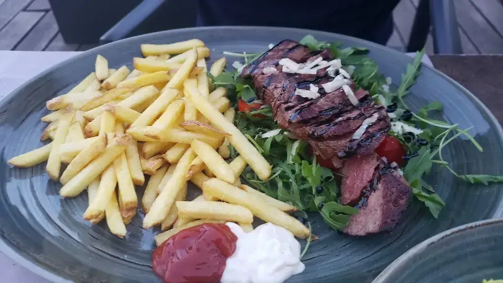 Andrea_Le Deck By O'Five_Versoix_review