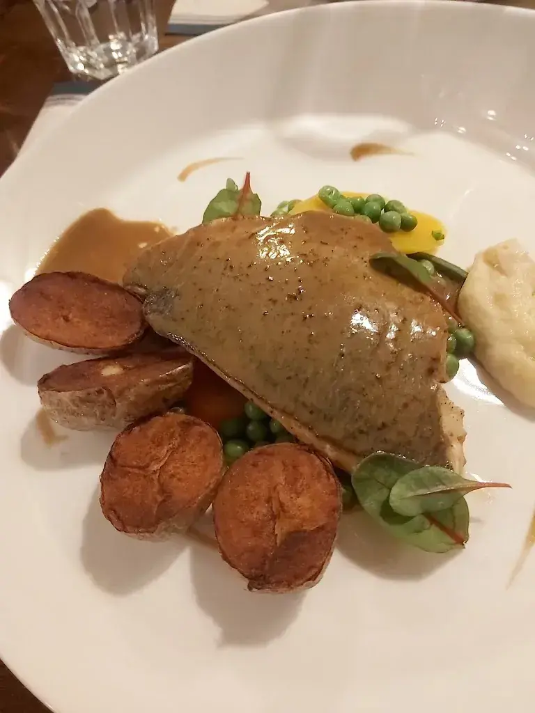 Ann-Marie Mendes_Restaurant du Vieux-Port_Versoix_review