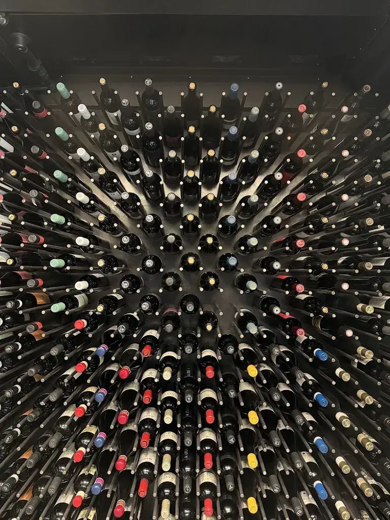 vale._Alfred's Restaurant - Trauffer Switzerland_Hofstetten bei Brienz_avis