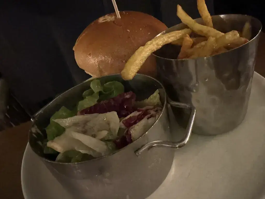 Karina Alves Pina_Pavillon Versoix_Versoix_review