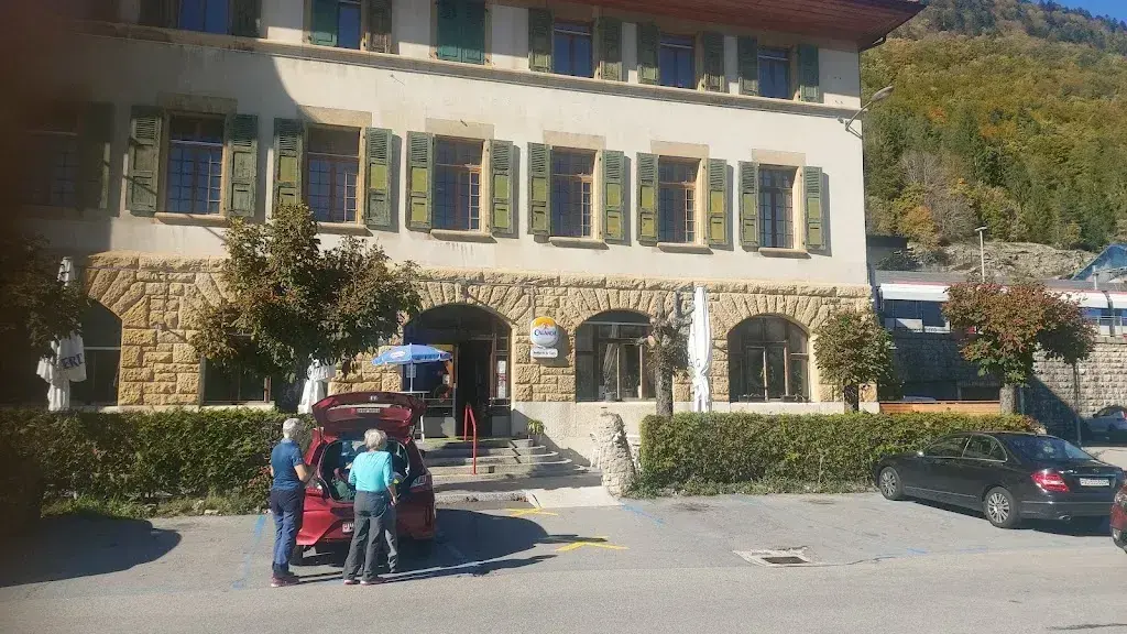 Peter&Lesley Struba_Pizzeria Restaurant Buffet de la gare Vallorbe_Vallorbe_review