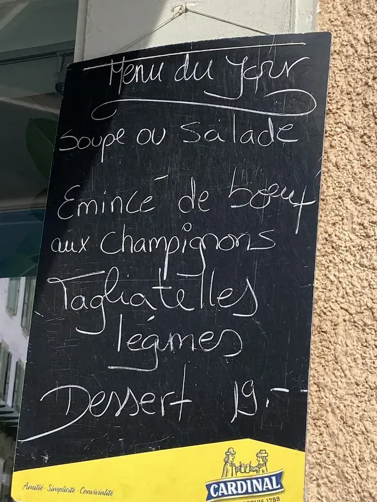 Christian Werner BE_Café Restaurant Union_Oron_review