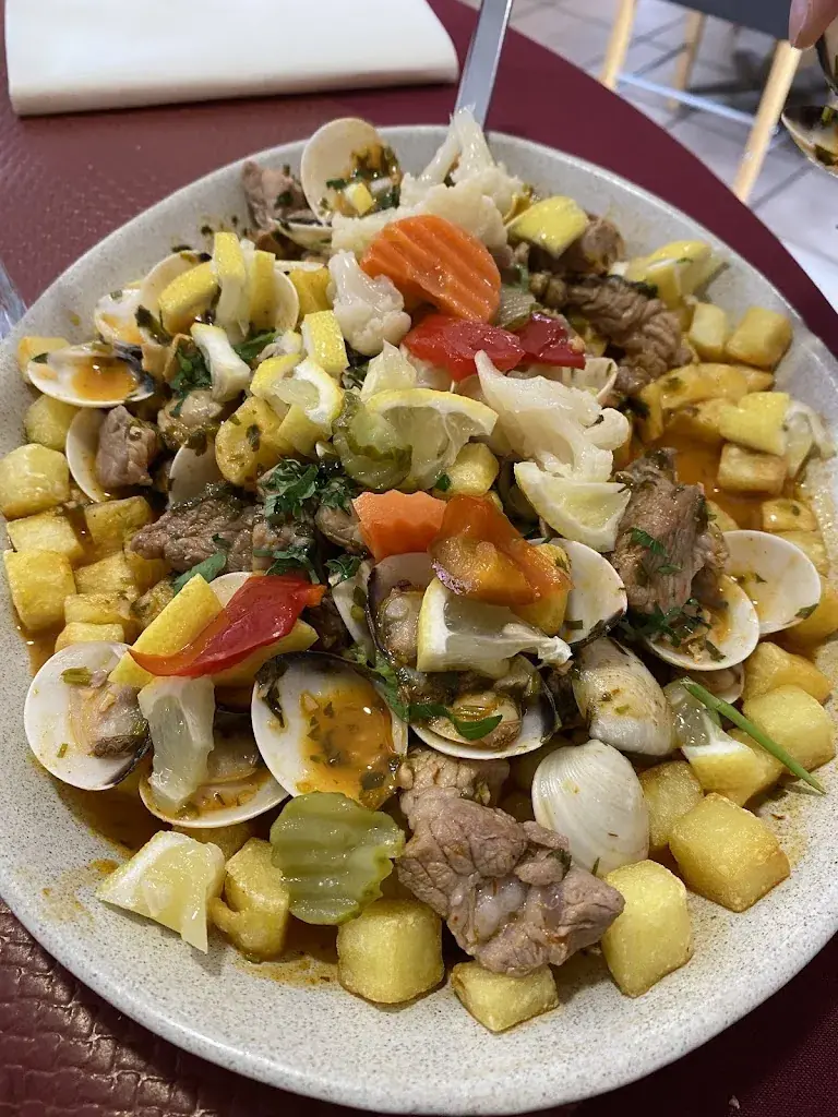 Babette Pauchon_Café restaurant Pizzeria de la Gare, Famille Patricia Brun Martins_Châtillens_recensione