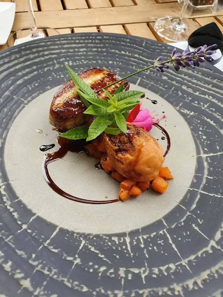 Jeroen E_Les Jardins de la Tour_Rossinière_review