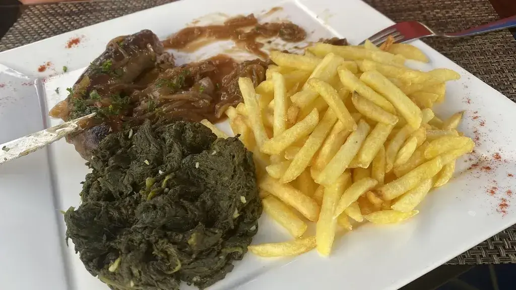 Beat Eichelberger (Bri)_Restaurant de la Piscine du Berceau_Château-d’Œx_Bewertung