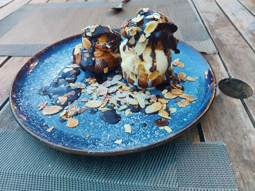 Obhi M._Restaurant du Camping de Rolle_Rolle_review