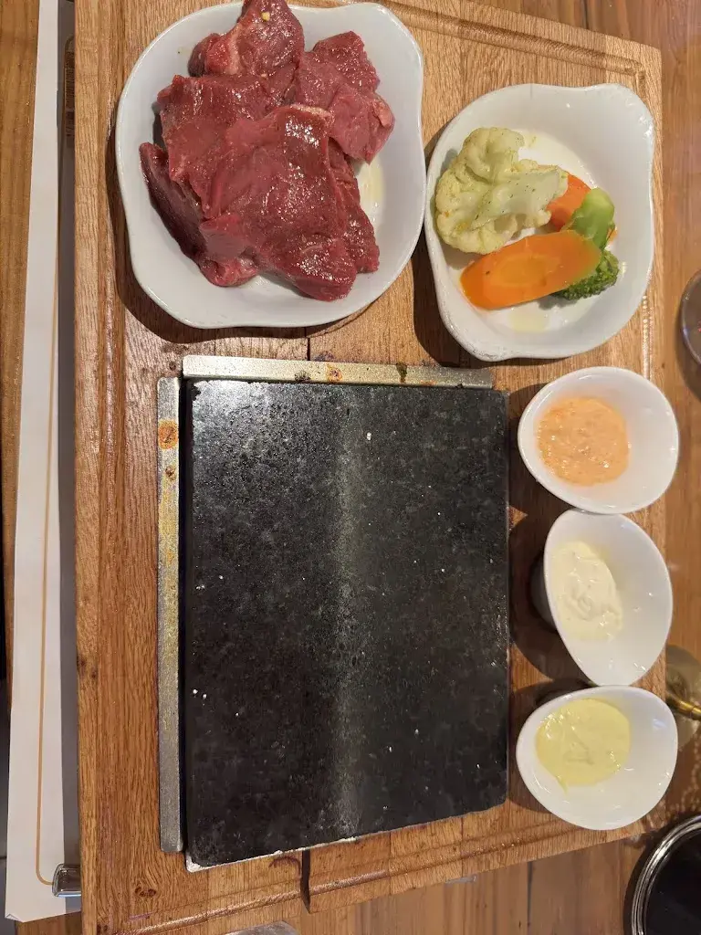 Maggie_Gasthof zum Ochsen Restaurant Pizzeria_Düdingen_reseña