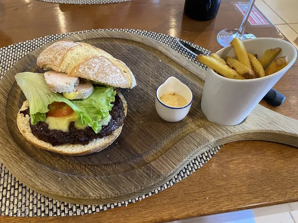 Menü_Restaurant Black Lions_Sentier_Bild_3