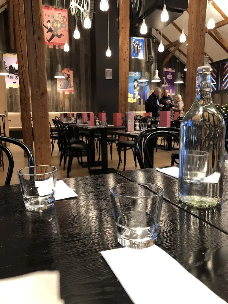 B M_Café The Tramp - Chaplin’s World_Corsier-sur-Vevey_review