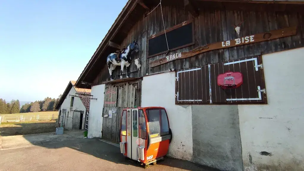 Patrick Eruimy_Hirschy Ranch-La Bise de Cortébert_Mont-Tramelan_avis