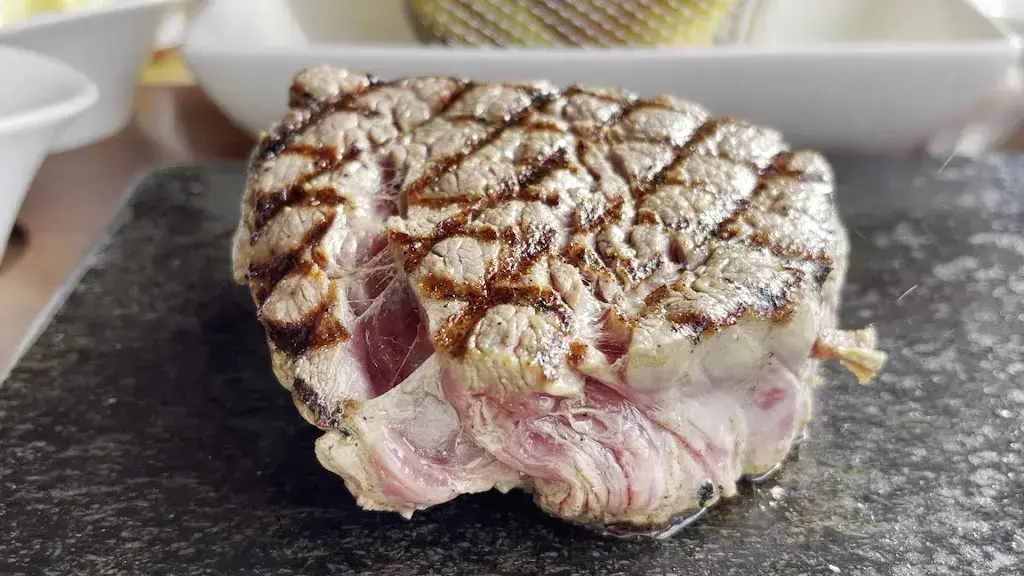 Chew Fei Phang_Restaurant Chez john The Roadhouse_Montreux_review