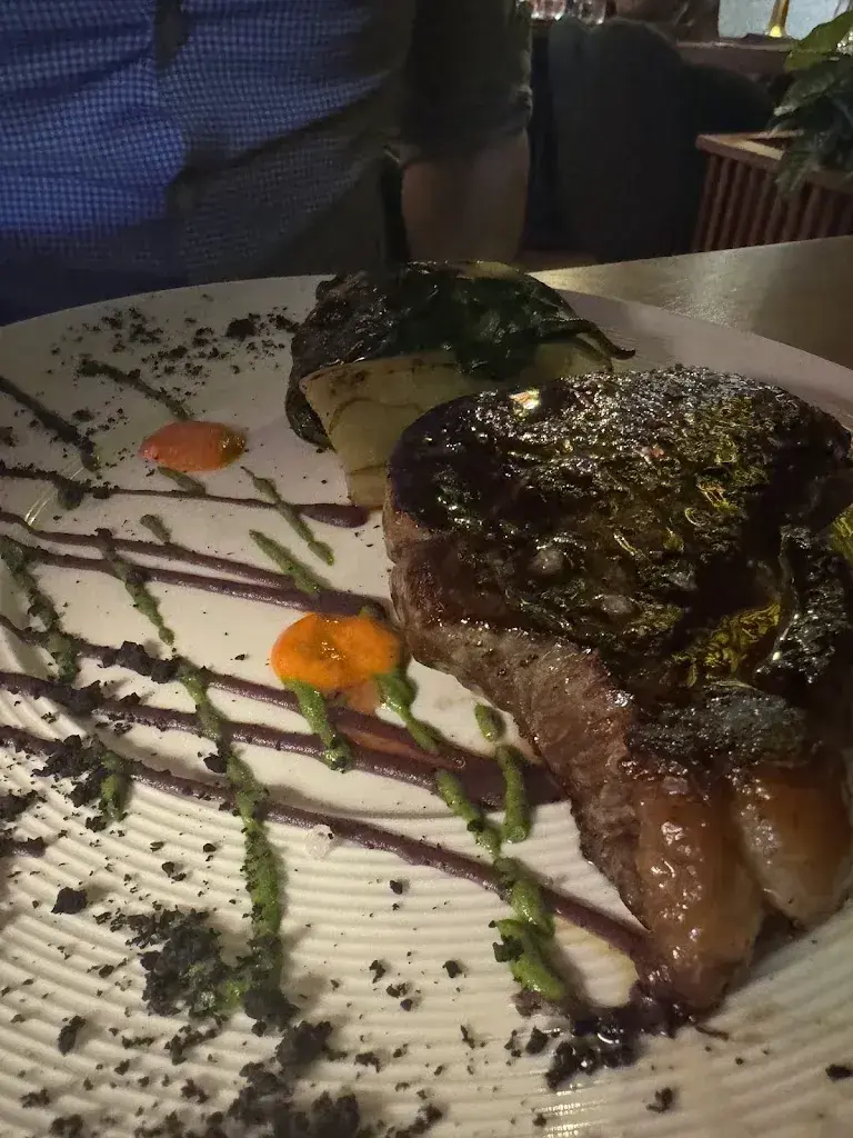 Amanda Galal_Why Montreux_Montreux_recensione