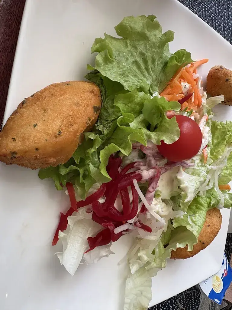 Golan Kendler_Restaurant du Basset_Clarens_review