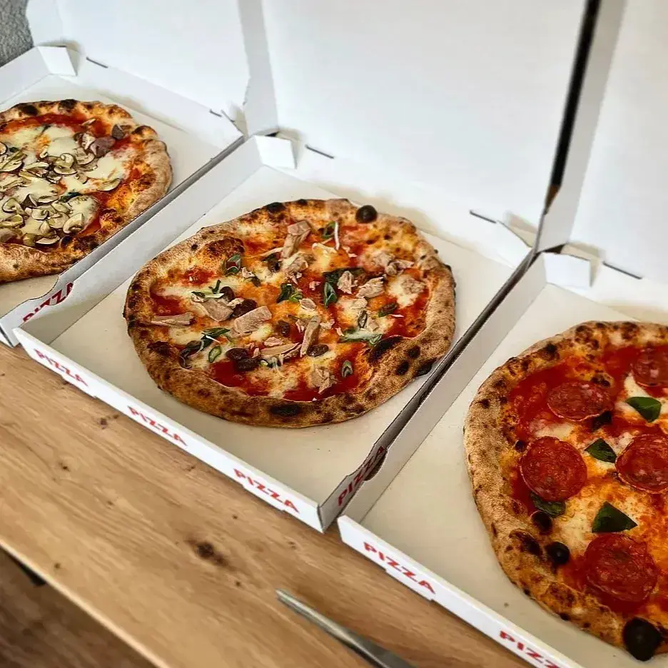 Pizzeria La Capanna restaurant à Corgémont