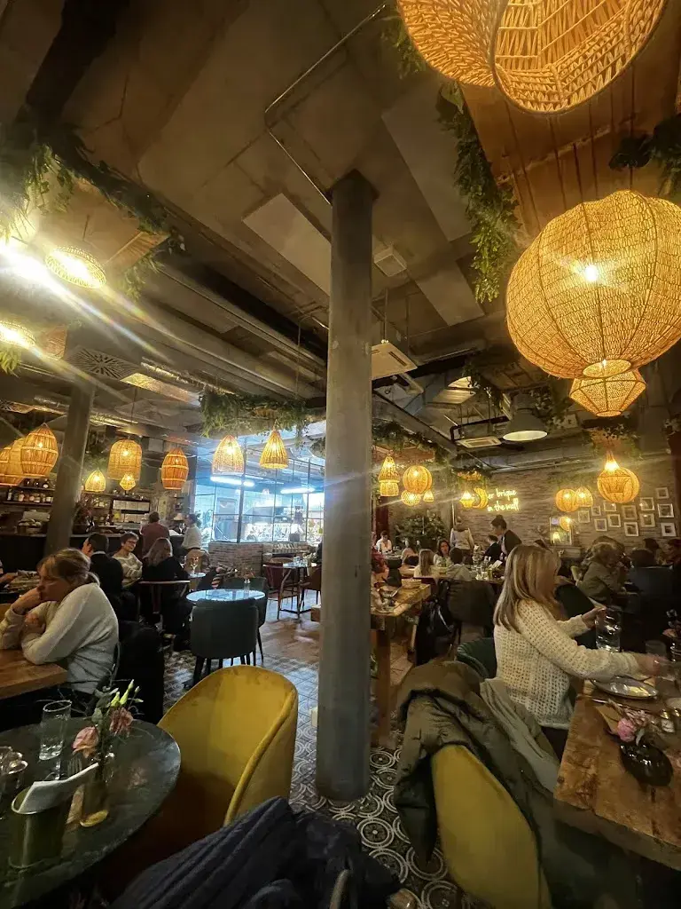 A S W_La Brique_Saint-Légier-La Chiésaz_review