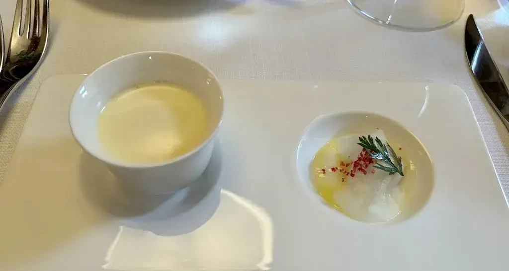 Barry Cook_Restaurant Säge_Hofstetten-Flüh_avis