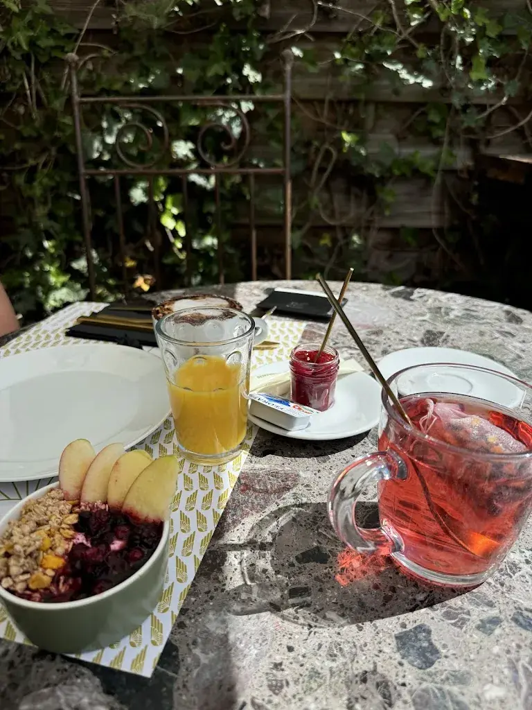 Visakha Thongphetsavong_KymèM Café – Restaurant – Vevey_Vevey_review