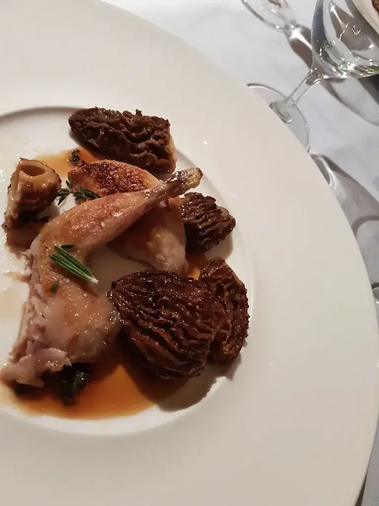 Maé Bouquet_Le Grillon_Prés-d'Orvin_avis