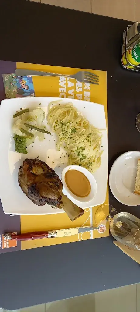 Nathalie Crettenand_Café-Restaurant des Moulins_Yverdon-les-Bains_Bewertung