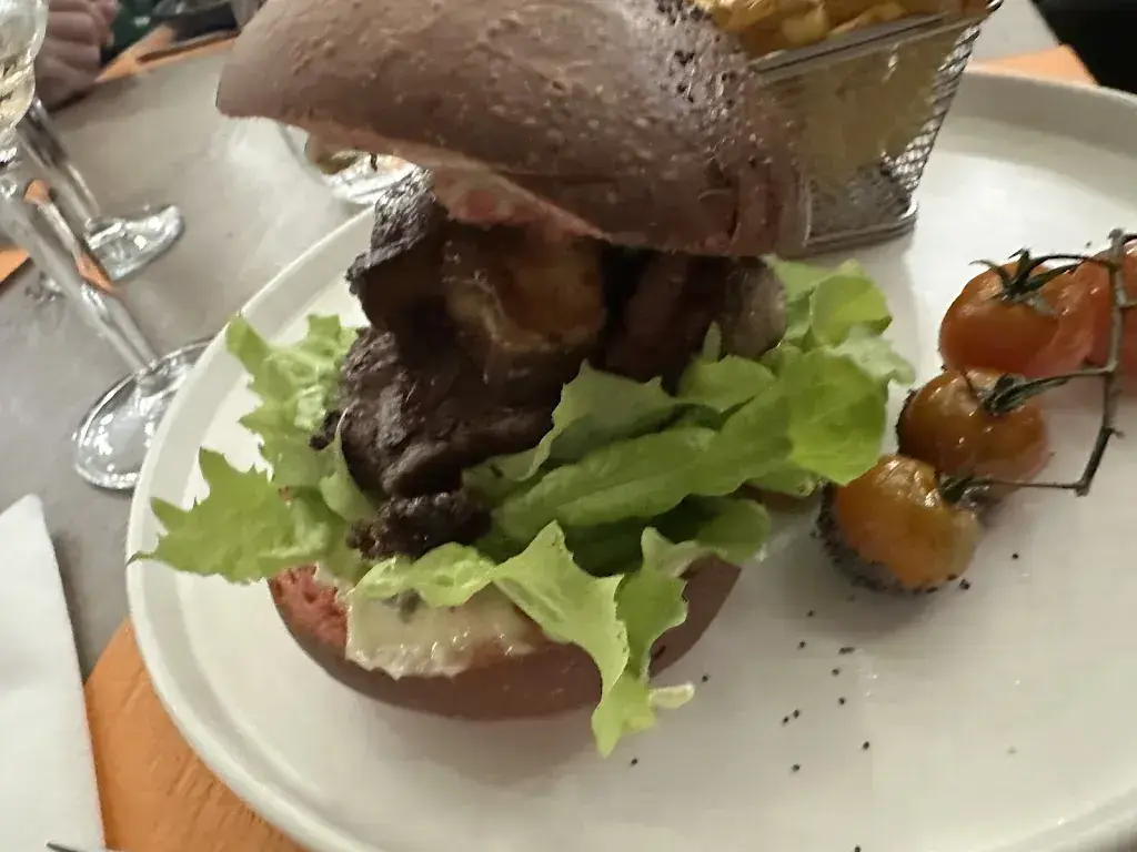 Paradox Deejay_Le stade Restaurant_Yverdon-les-Bains_review