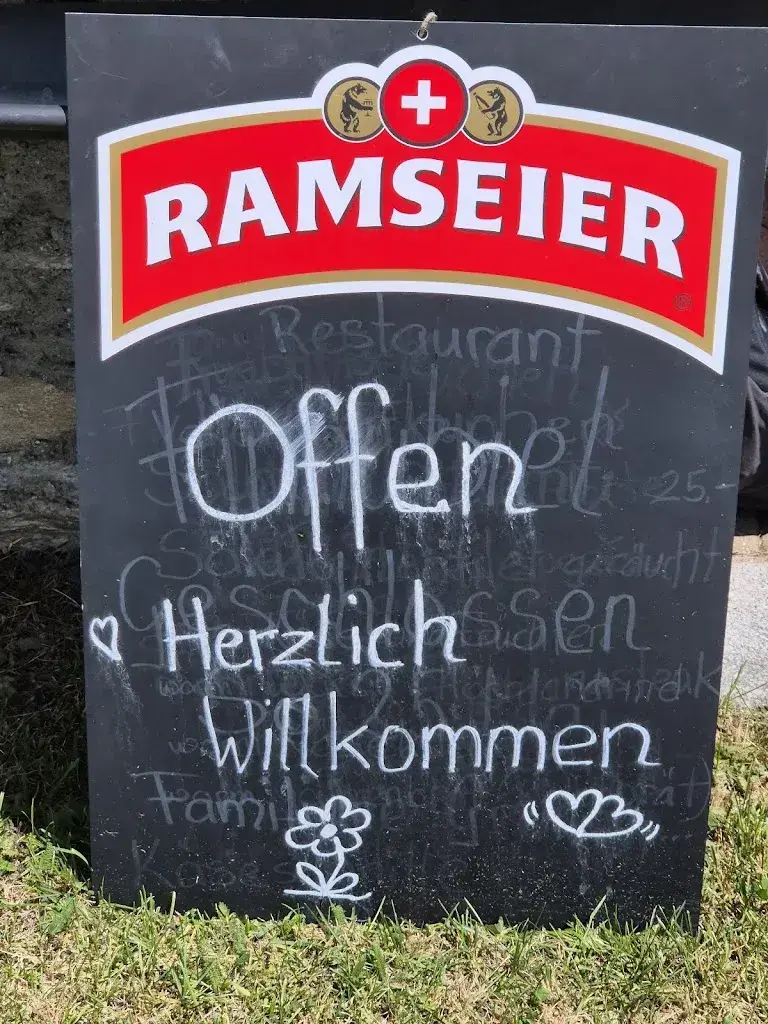 MILOU H_Bergrestaurant Finnubiel_Eggerberg_review