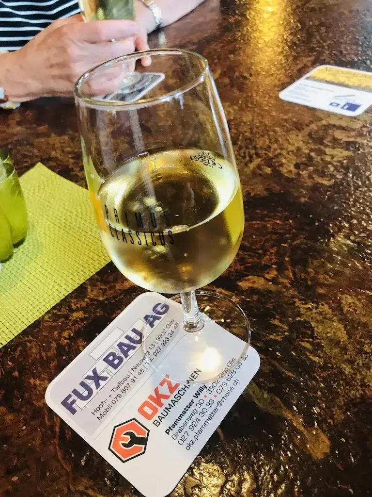 leh leh_Malteserkreuz_Brig-Glis_review