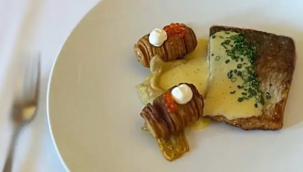 Cameron Chase Larson_Alpina Restaurant_Brig-Glis_review