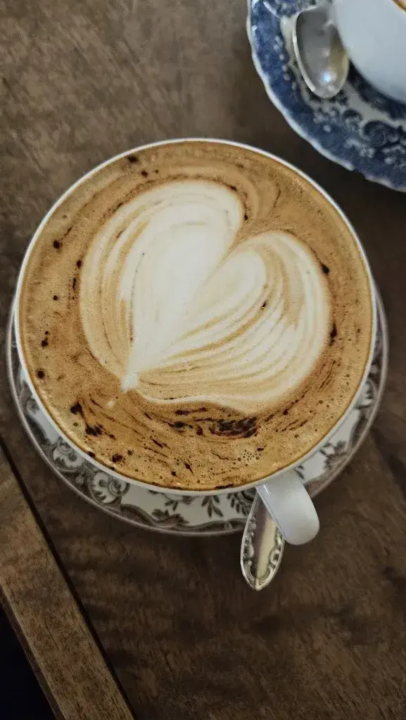 Kata Livigno_KaffeeKlatsch Brig_Brig-Glis_recensione