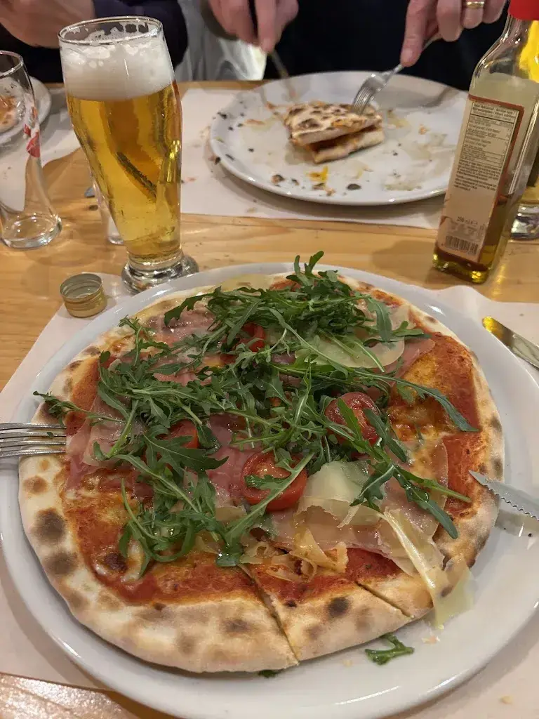 Cornelius Karlen_Restaurant Parkplatz, Rosswald_Rosswald_avis