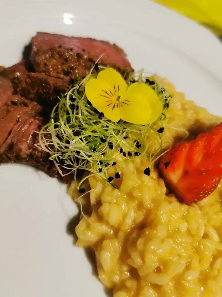 Adela Hado_Restaurant / Ristorante Molinari_Simplon_review