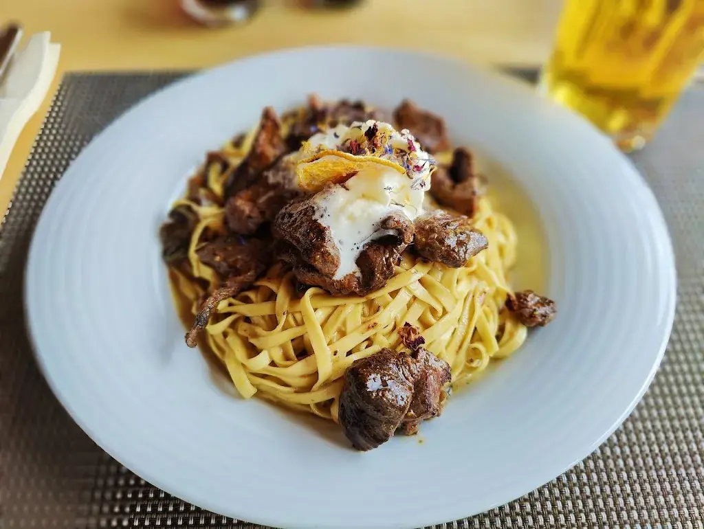 Rasmus Iten_Hotel Belalp_Belalp_review