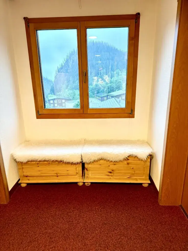 Eugenia Doga_Hotel Restaurant Massa_Blatten bei Naters_review