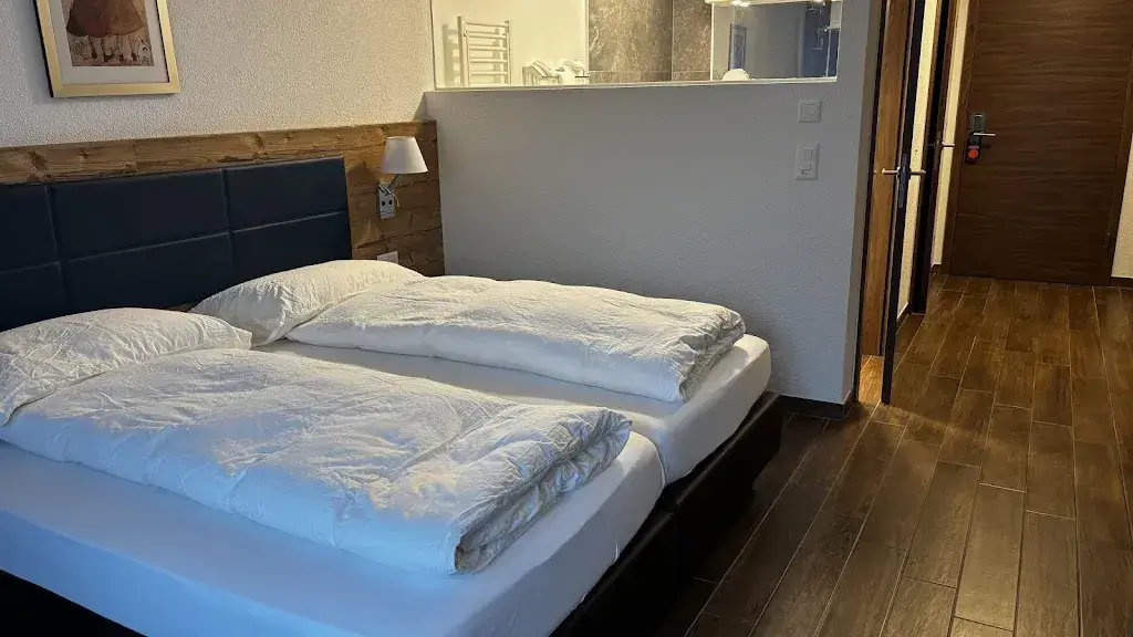 Tina Rothlisberger_Blattnerhof_Blatten bei Naters_review