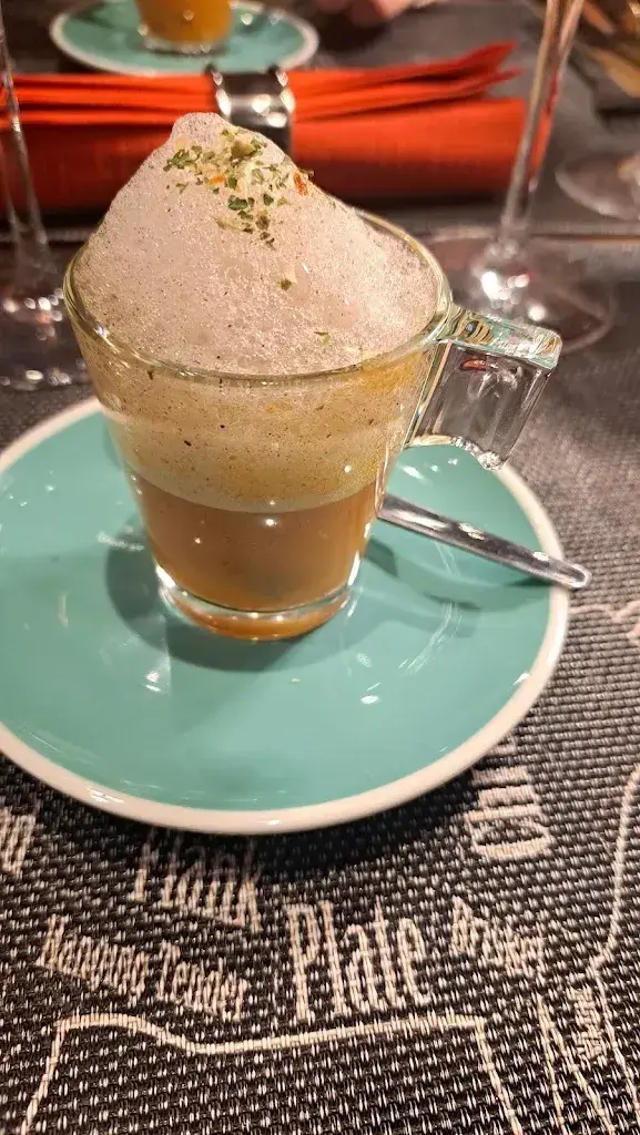 Titine_La Maison des Résistants - Bistrot - Cave - Traiteur - Brocante - Lieu de réception_Chamoson_review