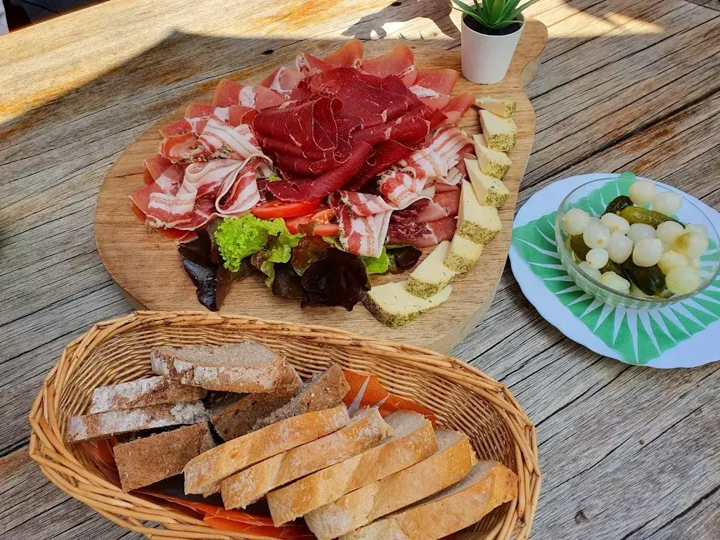 Menu_La colline aux oiseaux 영희에서_Chamoson_image_9