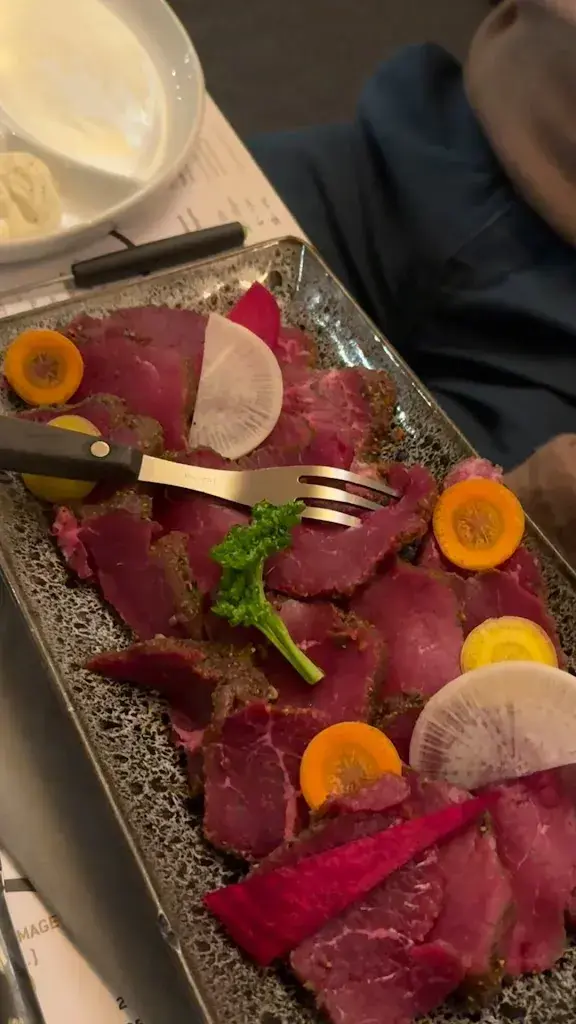 Paulinette_Café Le Centre, Maria et Stéphane Giroud_Chamoson_review