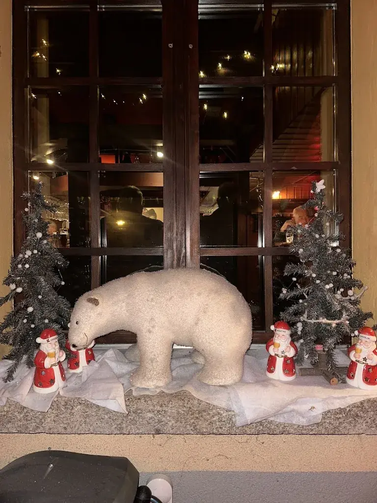 Milana H._Café des Alpes_Ardon_recensione