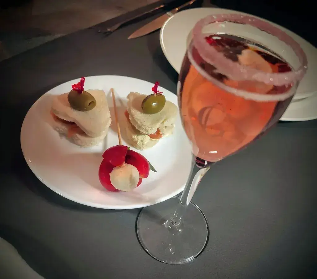 Domingos Kalbermatter_Café Madeleine Vetroz_Vétroz_review