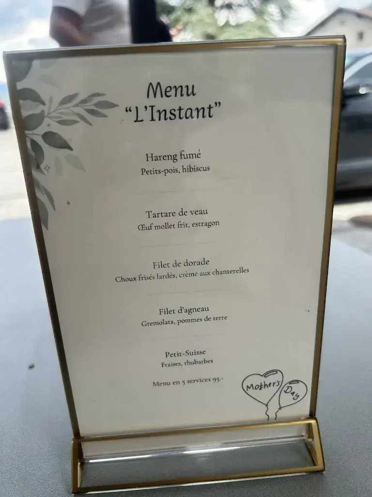 Menu_Restaurant l’Instant Présent_Saint-Pierre-de-Clages_immagine_3