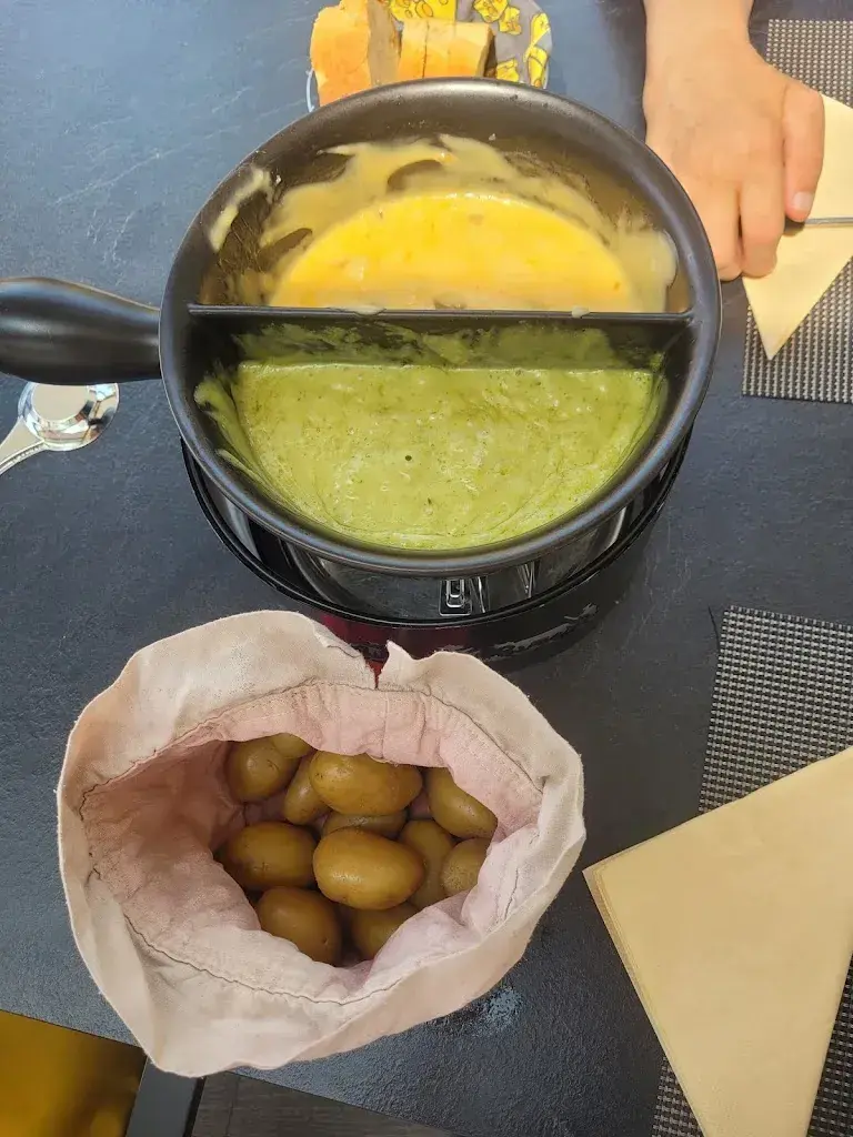 Menü_Ô Fondue Caquelon_Riddes_Bild_5