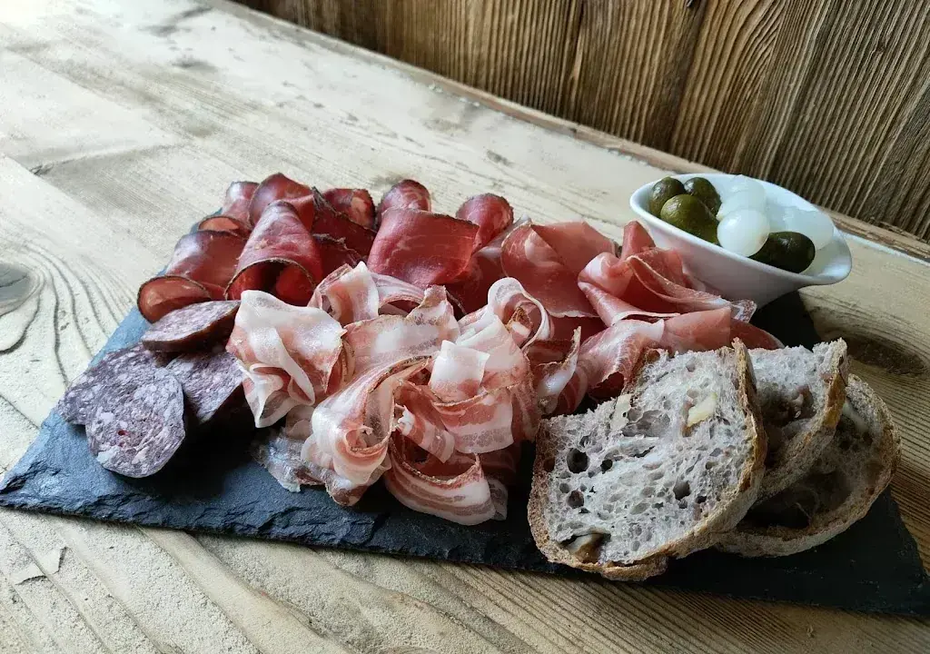 Menü_Caveau L'Octo_Saint-Pierre-de-Clages_Bild_6