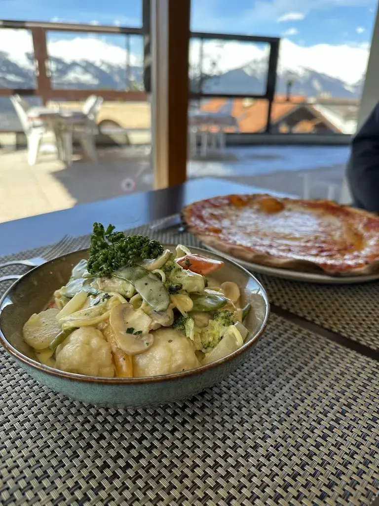 pragya bhatnagar_Restaurant La Terrasse_Veysonnaz_recensione