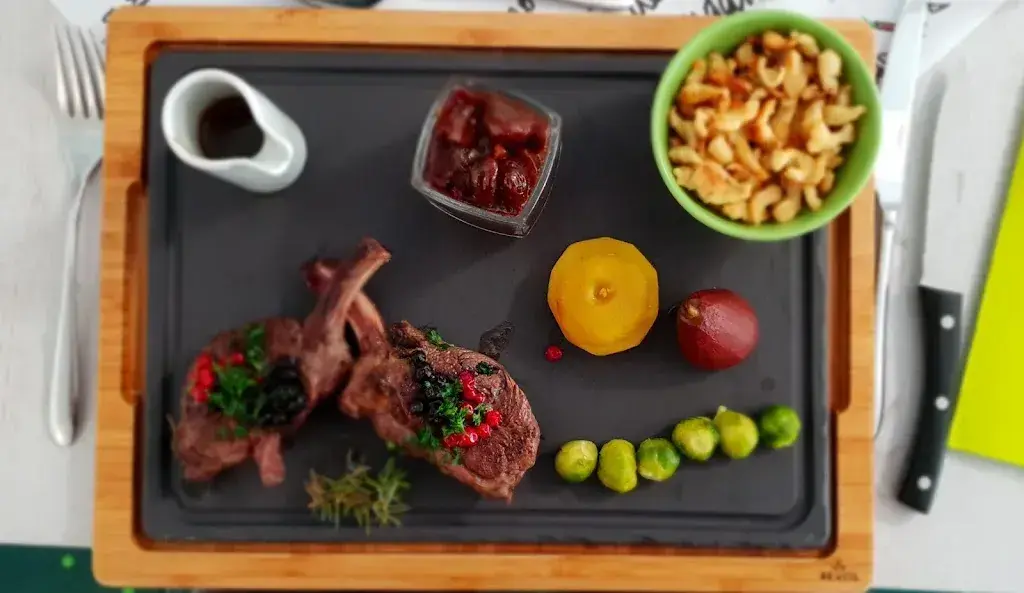 Menü_Petits Pois Carottes_Conthey_Bild_4