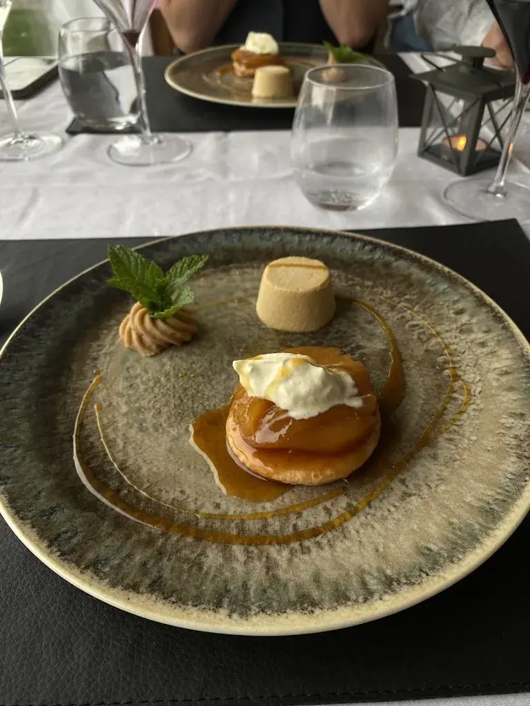 Shania Métrailler_L'Envol By Stéph & Céline_Savièse_review