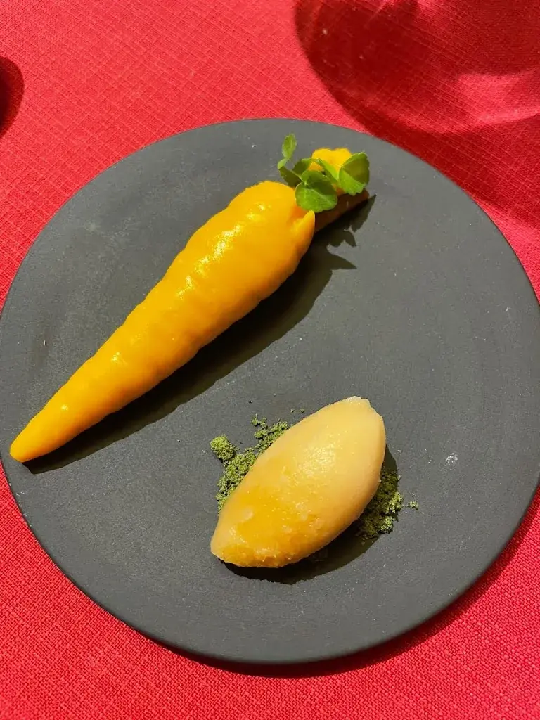 Siobhan Crowley_Le Vieux Chalet_Haute-Nendaz_review