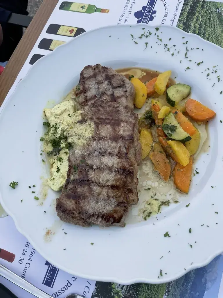 Toni McMorris_Café Fédéral_Villeret_review